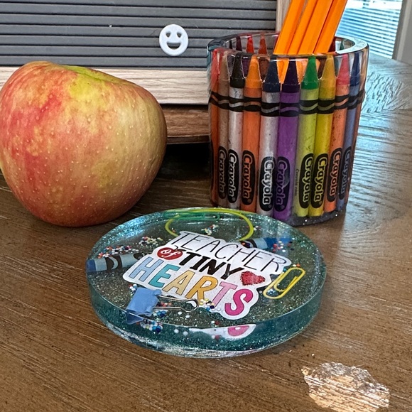 ❤️Teacher Appreciation❤️ pencil holder and paper weight - Picture 4 of 4